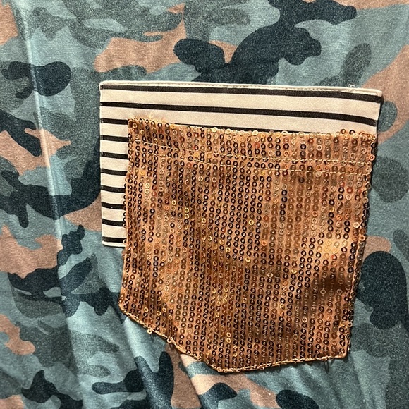 Multi Print Long Sleeve Tee - Picture 2 of 4